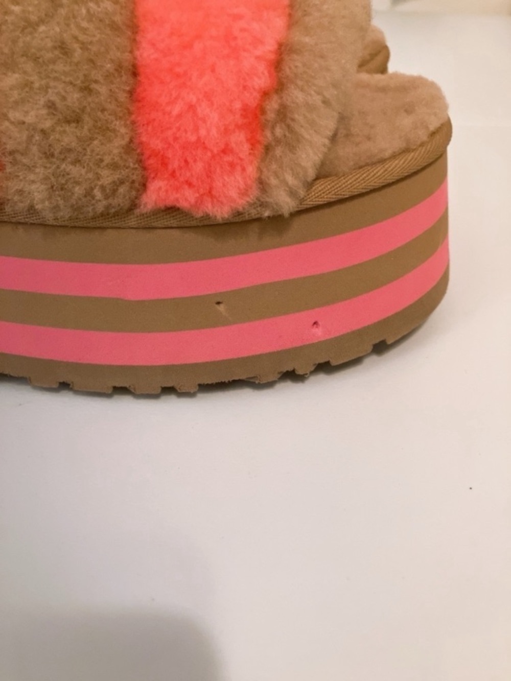 UGG Slip-On Platform Shearling Mules 9.5-10 Sandals Slides Anthropologie - Picture 7 of 13